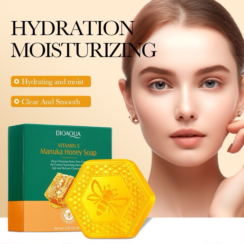 สบู่น้ำผึ้งมานูก้า ผสมวิตามินอี Bioaqua Manuka Honey Soap 80g.ให้ความชุ่มชื้น บำรุงผิวหน้า ผิวกาย ขาวเนียนนุ่ม ผิวออร่า