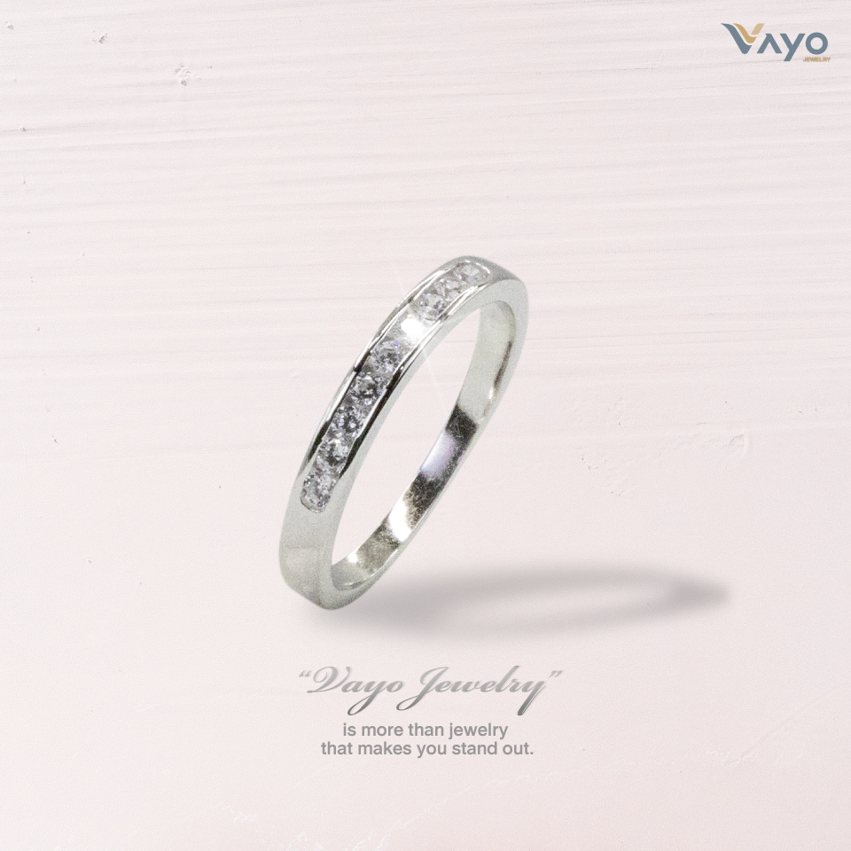 แหวนเงินแท้ 92.5% แหวนเพชรแถว ชุบทองคำขาว : Vayo Jewerly
