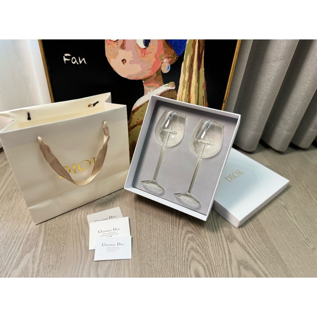 Dior Red Wine Cup Champagne Cup High end 3D Dolphin High Foot Cup Boutique Creative Red Wine Cup