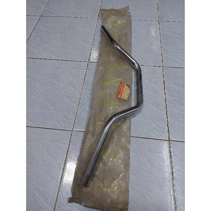 แฮนด์ Suzuki GP100-125-GT100-125-GT185-GT250 ของแท้ ใหม่เก่าเก็บสวยๆไม่มีสนิมไม่คดไม่งอ พร้อมใส่ใช้งาน