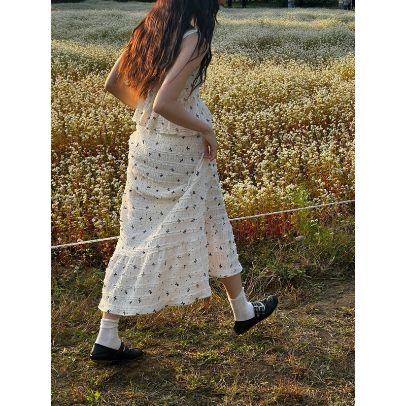 💕ใช้โค้ดลด 30% 🫶🏻 BNK Girl Friend Skirt  Ribbon white size m 1,230 (shop1,790) used once