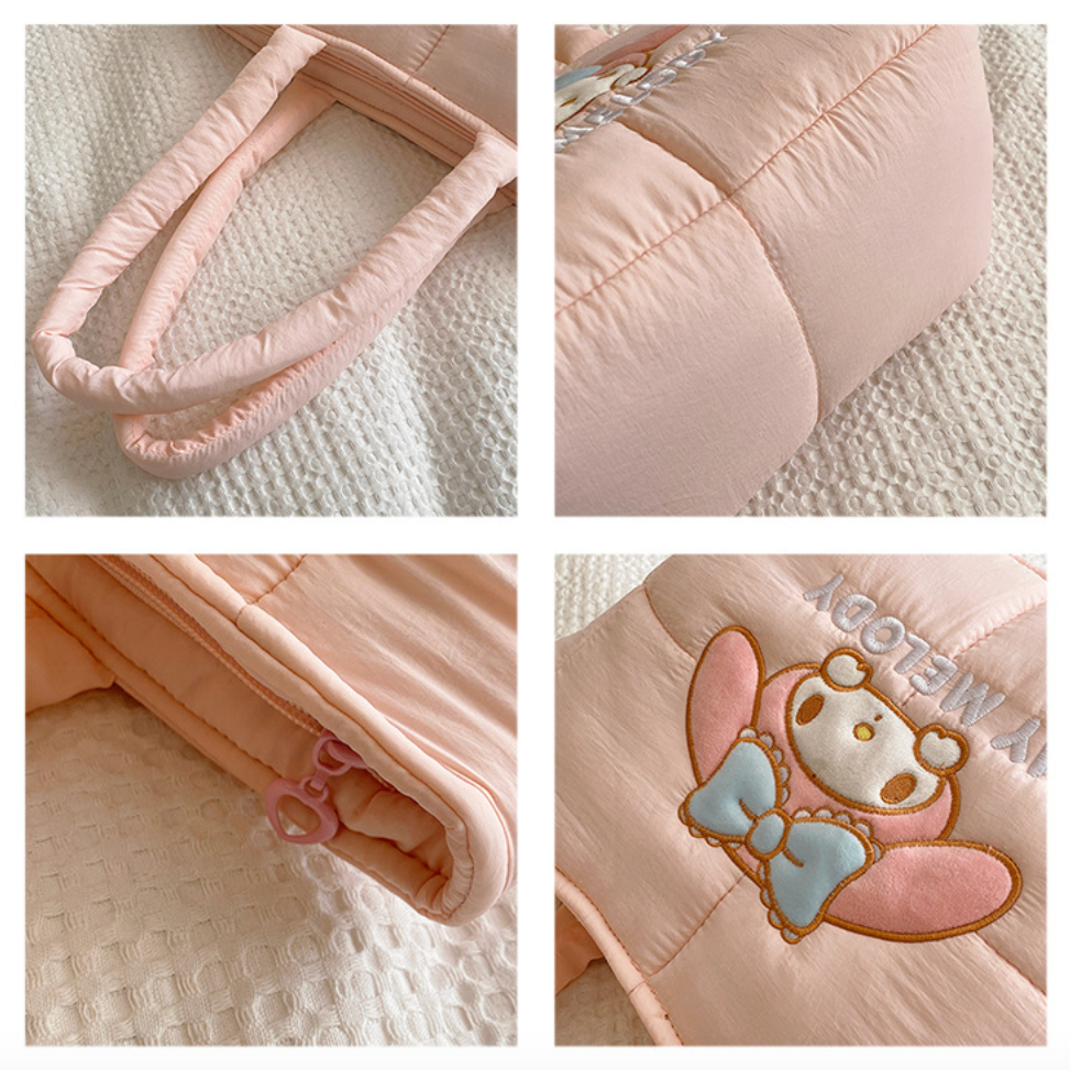 พร้อมส่ง💕 Sanrio กระเป๋าถือ สะพายไหล่ Puffy Bag ลายการ์ตูน ลิขสิทธิ์แท้ นุ่มนิ่ม น้ำหนักเบา ผ้าไนล่อน