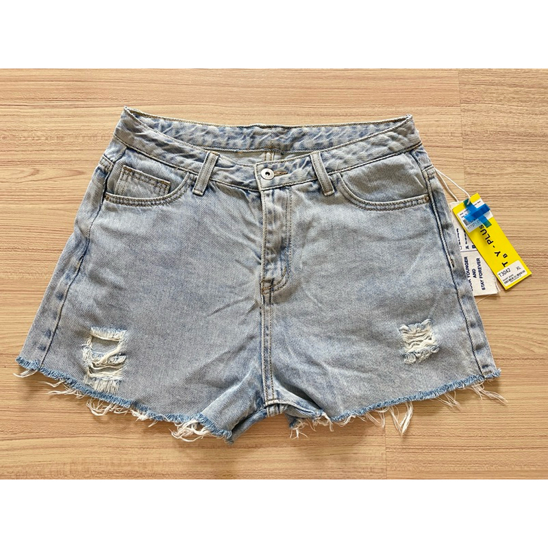 กางเกงยีนส์ขาสั้น TBY JEANS