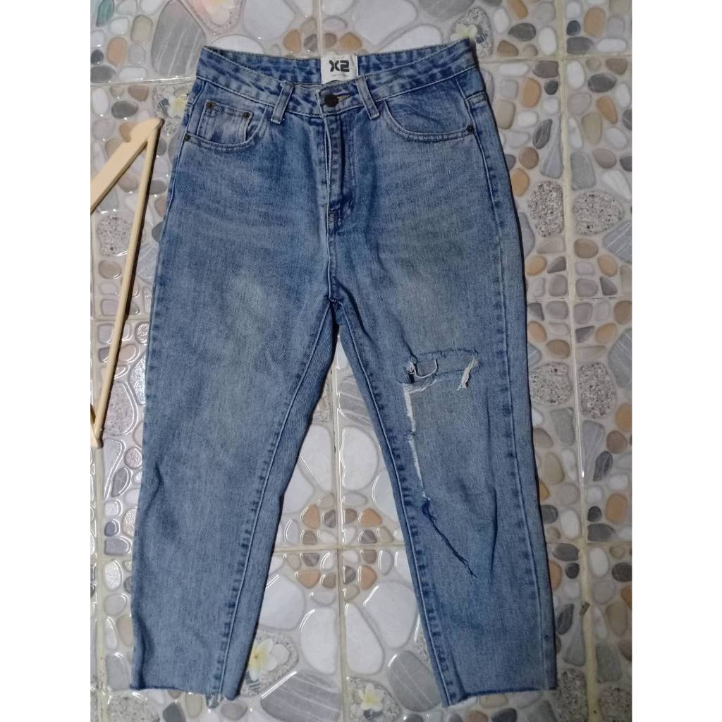 Aถ421(sweetบตซ  )# ก1 กางเกงทรงบอยงานป้ายX2สียีนส์เฟคกลางแต่งงานขาดด้านหน้าX2ปลายขาตัด ป้ายติด M รอบ