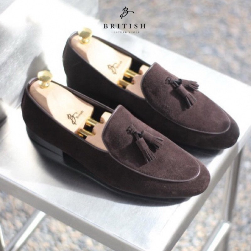 British รองเท้าหนังกลับ Suede - Tassel Loafer (Brown)