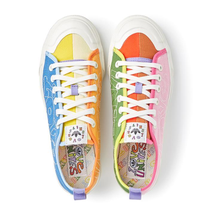 [มือสอง] adidas รองเท้า Nizza Pride Limited Love Unite ไซส์ UK9.5/28cm./ รุ่นฉลองเท่าเทียมทางเพศ