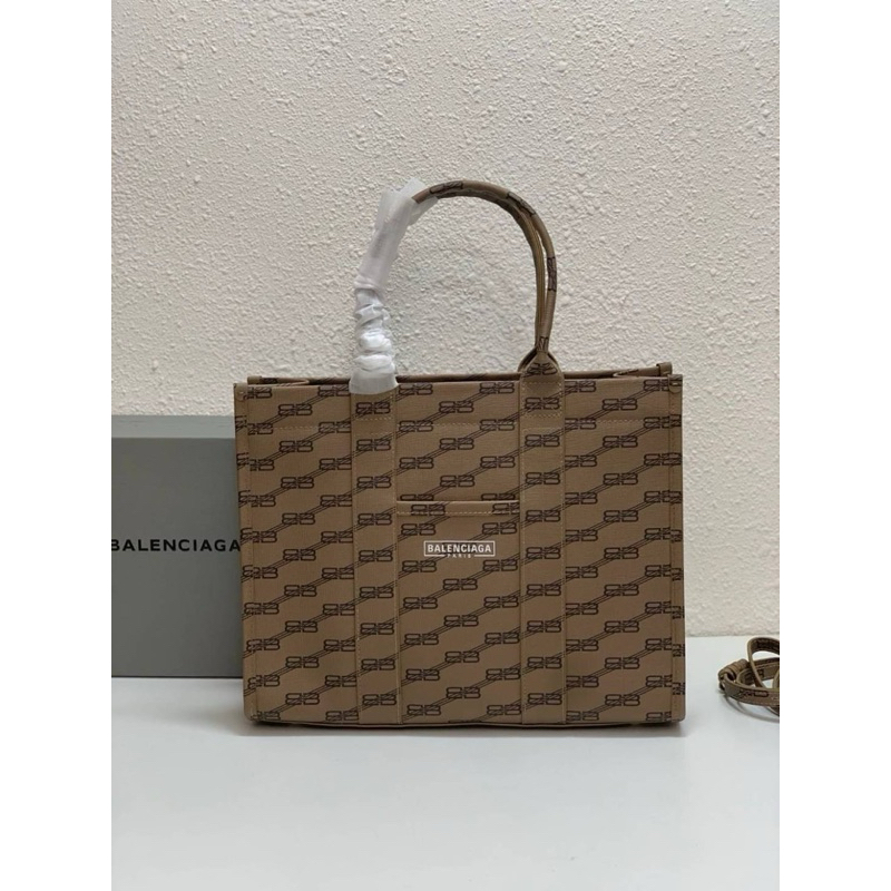 [Wh_bs] Balenciaga Tote bag กระเป๋าช้อปปิ้งใหม่ของ B***ga Shopping bag ตัวกระเป๋ามีโลโก้ลวดลายซิลค์สกรีนสัญลักษณ์ BB