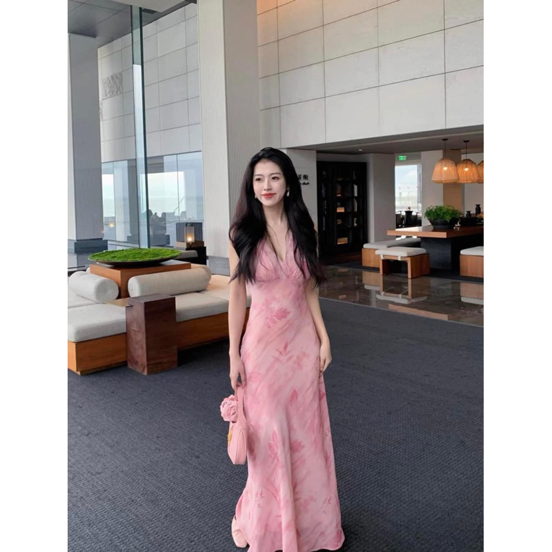 Mogwany พรี Pink Flora Dress เดรสยาวสีชมพู ทรงสวย ผ้าดีมีซับใน ซิปข้าง ใส่เที่ยวทะเล,คาเฟ่,ออกงาน