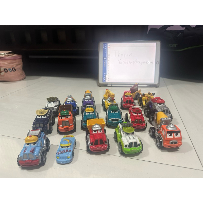 car disney maisto diecast