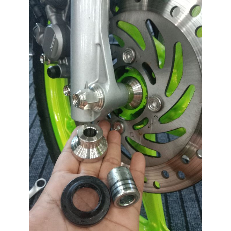 บูทล้อหน้า( ข้างขวา 1อัน )สแตนเลส W110iLED W125iปลาวาฬ LED(ราคาต่อ1ชิ้น)ฝั่งจานดิส - รูปที่ 4