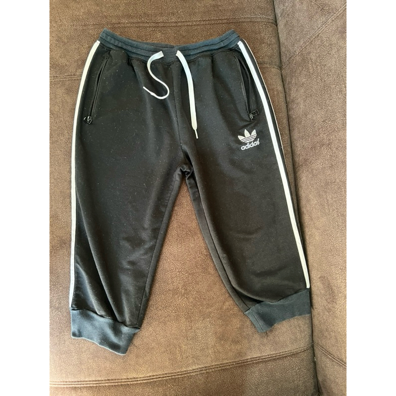 [ส่งต่อ][เสื้อผ้ามือสอง] กางเกงวอร์มขา 5 ส่วน adidas size xxl