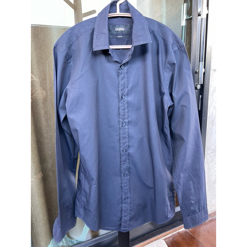 Jaspal เสื้อผู้ชายมือสอง สีนำ้เงินเข้ม ไซร้ 38 รอบอก 36 นิ้ว สภาพดี