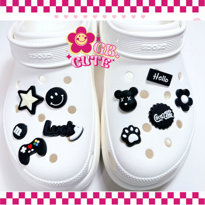 ตัวติดรองเท้า Crocs Jibbitz ลาย HELLO BLACK BEAR 1 เซ็ท จำนวน 10 ชิ้น ค่ะ ตกแต่งรองเท้า สินค้าพร้อมส่งจากไทย จัดส่งเร็ว