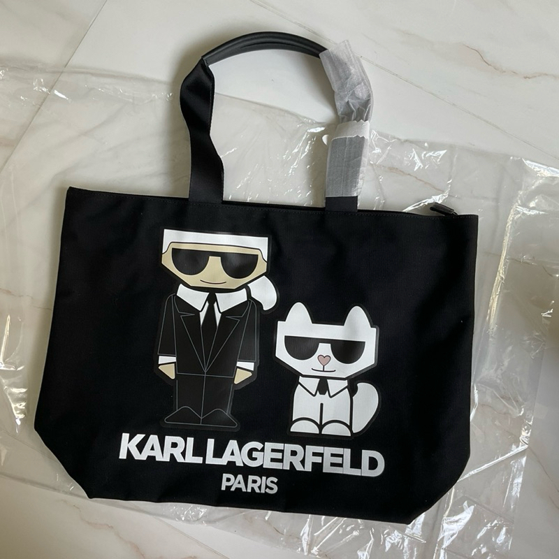 กระเป๋าสะพายใบใหญ่สีดำ Karl Lagerfeld