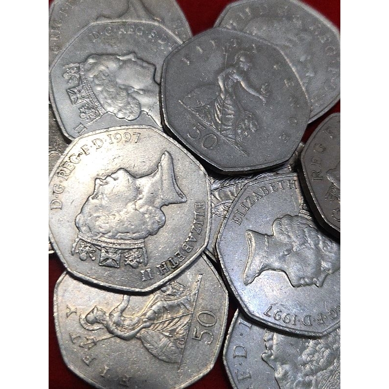 เหรียญ​ UK​ Elizabeth II 50 Pence​ คละค.ศ​ ผ่านใช้รับประกันแท้💯