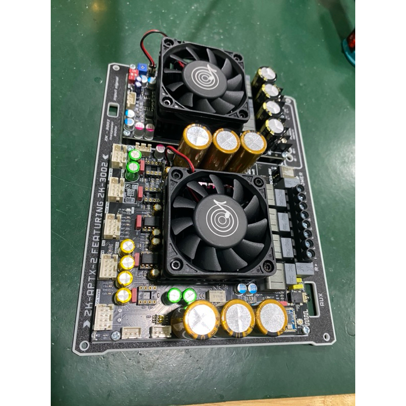 ฐานวางแอมป์Aptx2คู่กับZk-3002 มีหลายสี ใหม่ล่าสุดจ้า