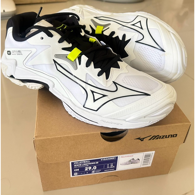 🇯🇵ขายแต่ของแท้ นำเข้าจาก Japan เท่านั้น🇯🇵 Mizuno Wave Lightning Z8 รองเท้าวอลเลย์ ไม่หุ้มข้อ