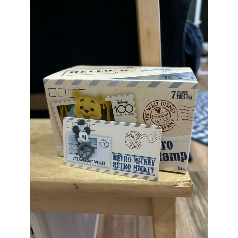 กล่องสุ่ม miniso disney 100 แกะเช็คการ์ดอย่างเดียว : Retro Mickey