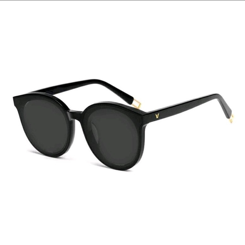 GAMT แว่นกันแดด Cat Eye Clear Sunglasses Retro Classic Designer Black Frame Gray Lens.