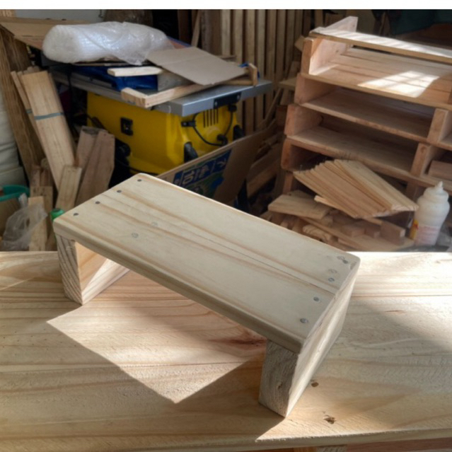 ม้านั่งเล็กเอนกประสงค์ ชั้นวางของ วางอาหารแมวเคลือบ