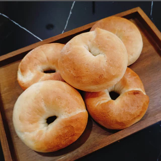 Plain Bagel ขนมปังเบเกิล Homemade Bagel เนื้อหนึบ 5 ชิ้น ทำใหม่ทุกออเดอร์ พร้อมส่งทุกวัน