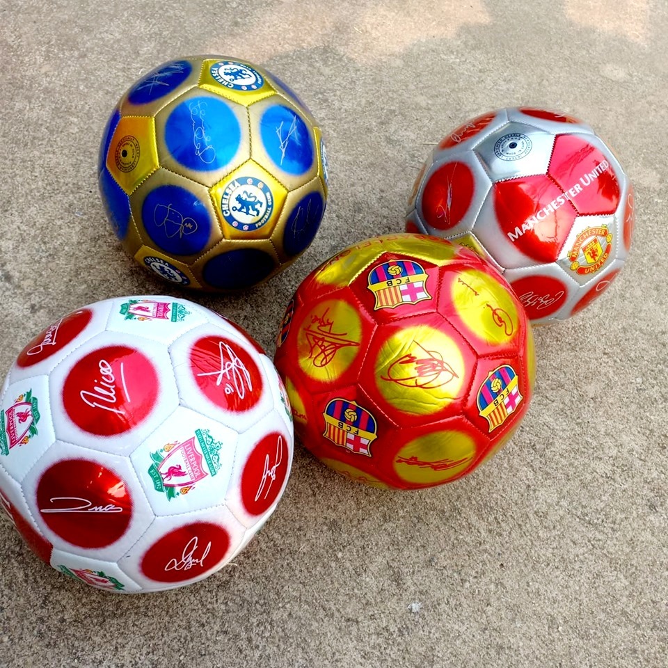 ลูกฟุตบอล เบอร์ 5 แถมเข็มสูบ ส่งแบบเป่าลมให้เลย ลูกบอล ลายสวย บอล ราคาถูก สินค้าได้ตามรูป ตรงปก