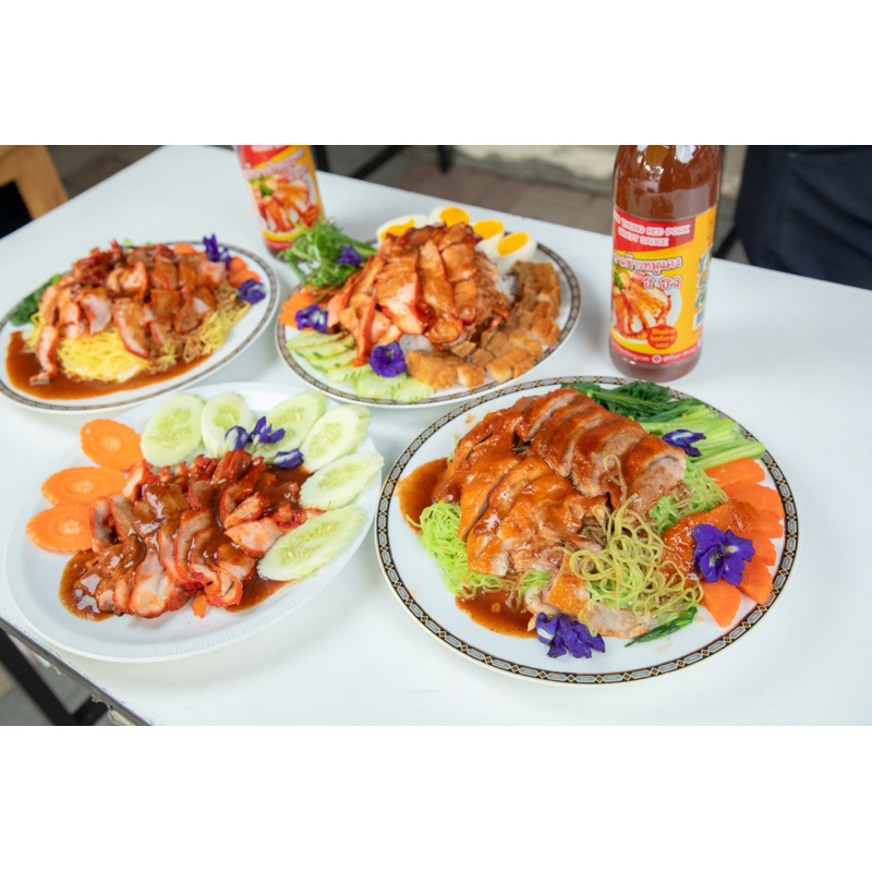น้ำราดข้าวหมูแดง ธ ธง  ราดข้าวหมูแดง บะหมีหมูแดง  อร่อยง่ายๆ ได้หลายเมนู ขนาด 750 กรัม