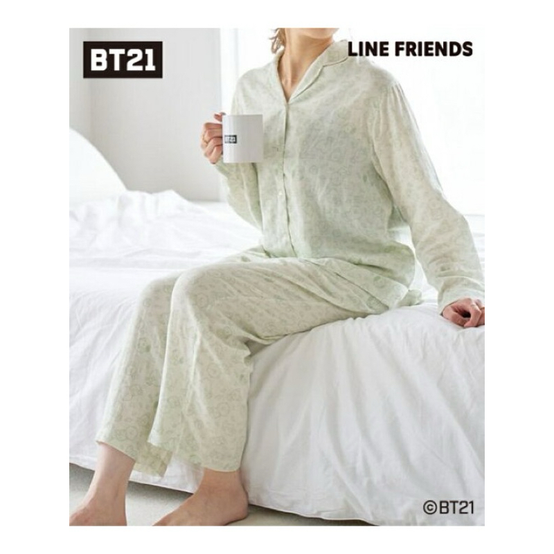 แบรนด์ BT21 ญี่ปุ่น แท้💯 ชุดนอน ผ้าสาลู สาย BTS น่ารักมาสีเขียวอ่อน ใส่สบาย สาวกควรเก็บเลย