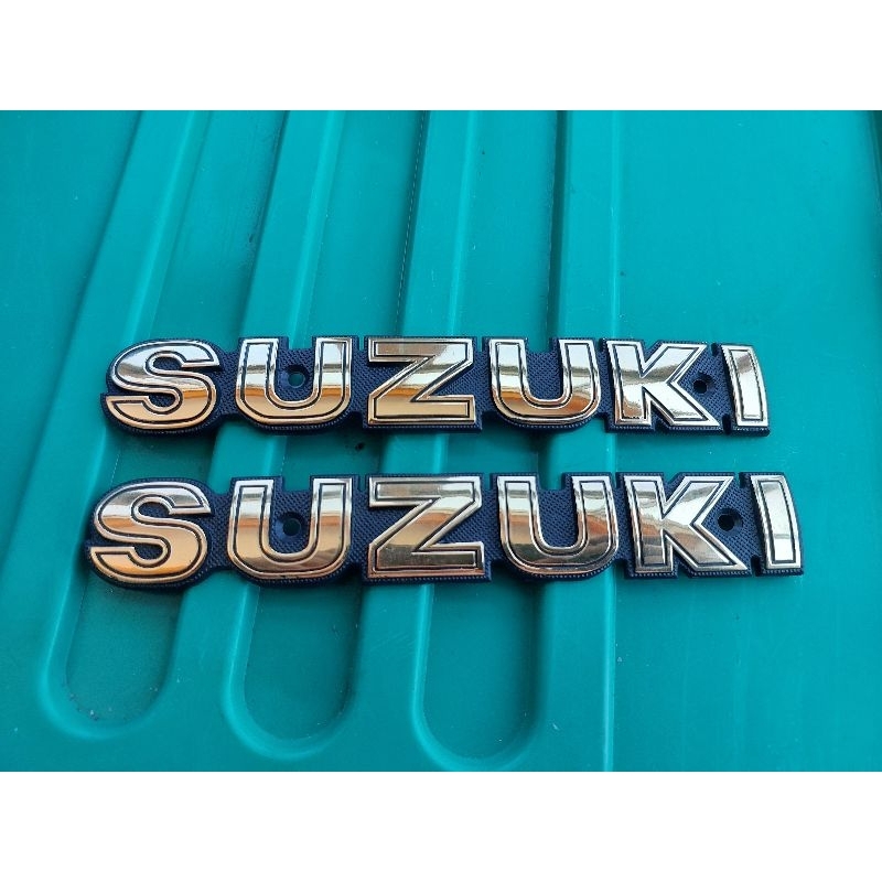 ตราโลโก้ข้างถัง Suzuki TRS-TRS118-TRS PRO-GS400-GS550-GS750-GS1000 ของใหม่งานเก่าเก็บสภาพสวยๆ