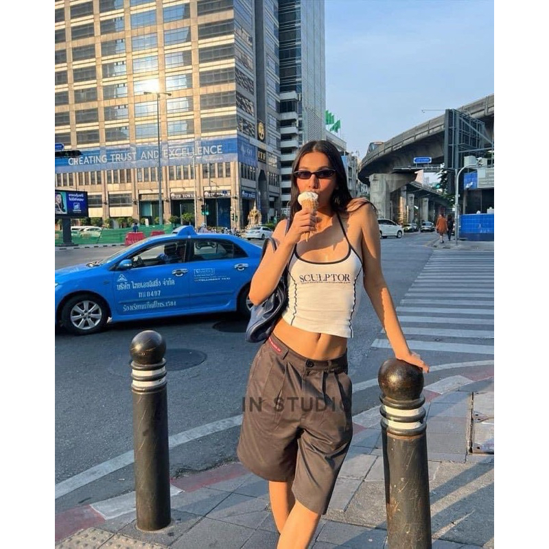 มือสอง แบรนด์ SCULPTOR  เสื้อคล้องคอ ลายโลโก้ แบรนด์ ของแท้ 100%