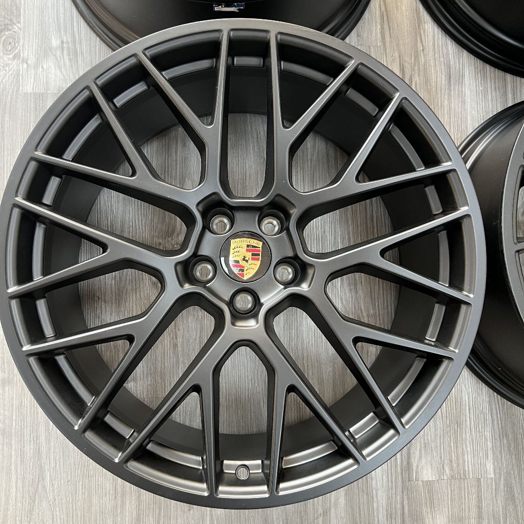 ล้อเดิมล้อ Porsche Macan GTS 21นิ้ว