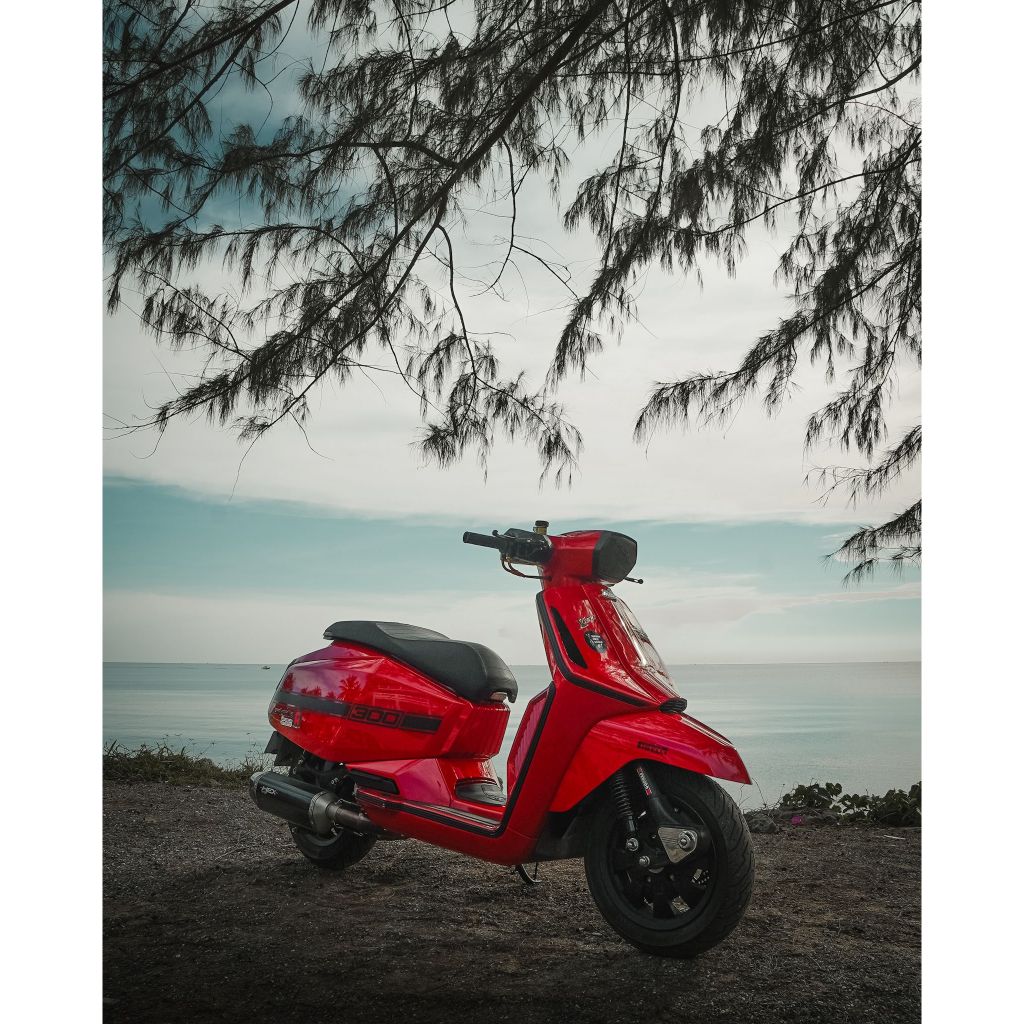 Full lambretta X200,X300 POWERBOMB (เจาะรู O2 Senser) PR2 HEX BLACK 35cm (lambretta X200,X300)