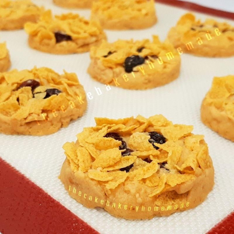 คุกกี้คอร์นเฟลก Cornflake Cookies หอม กรอบ อร่อย 1 กล่อง มี 10 ชิ้น