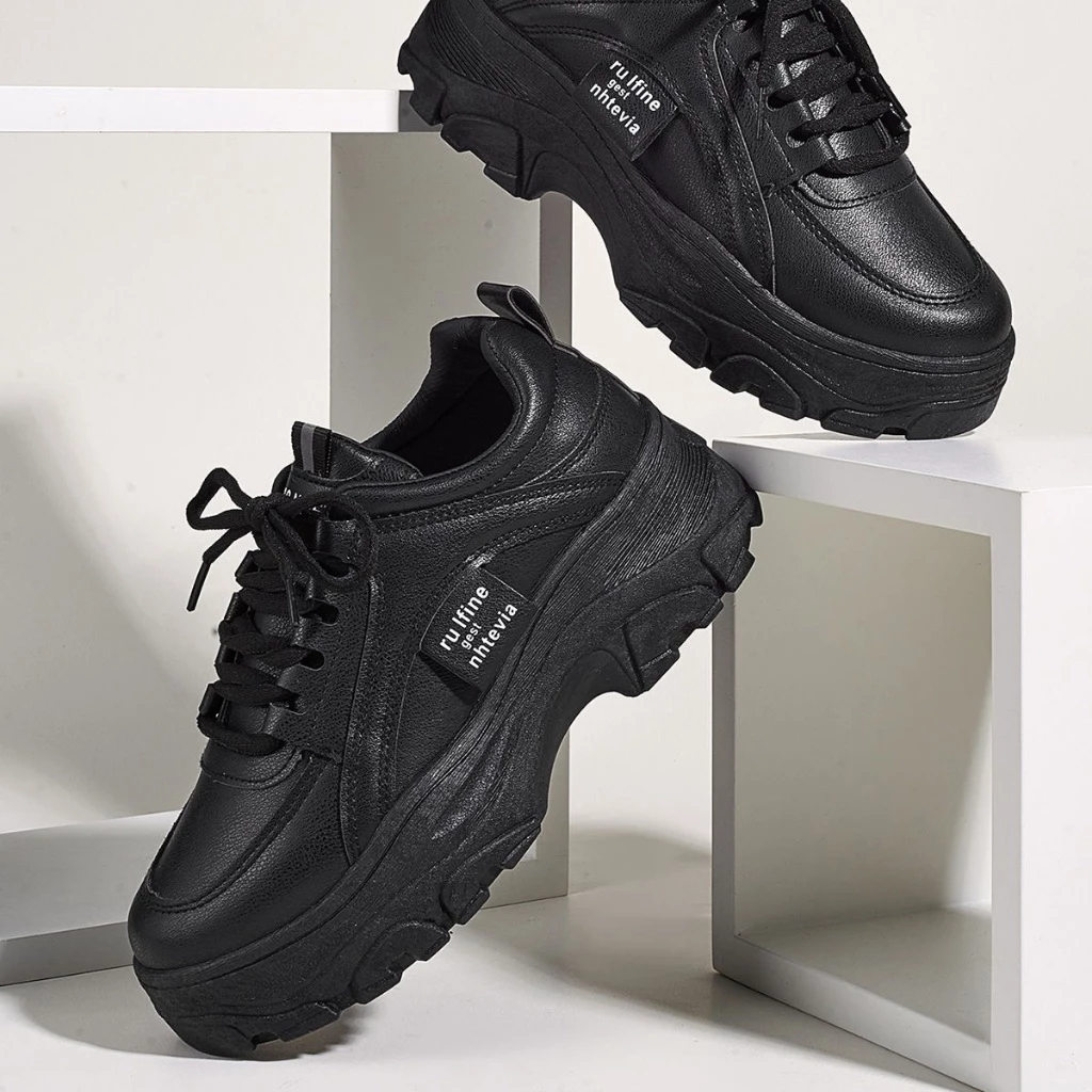 DV พร้อมส่ง🚚รองเท้าผ้าใบผู้หญิง พื้นหนา แฟชั่น sneaker เพิ่มความสูง กีฬาลำลอง มีเชือก