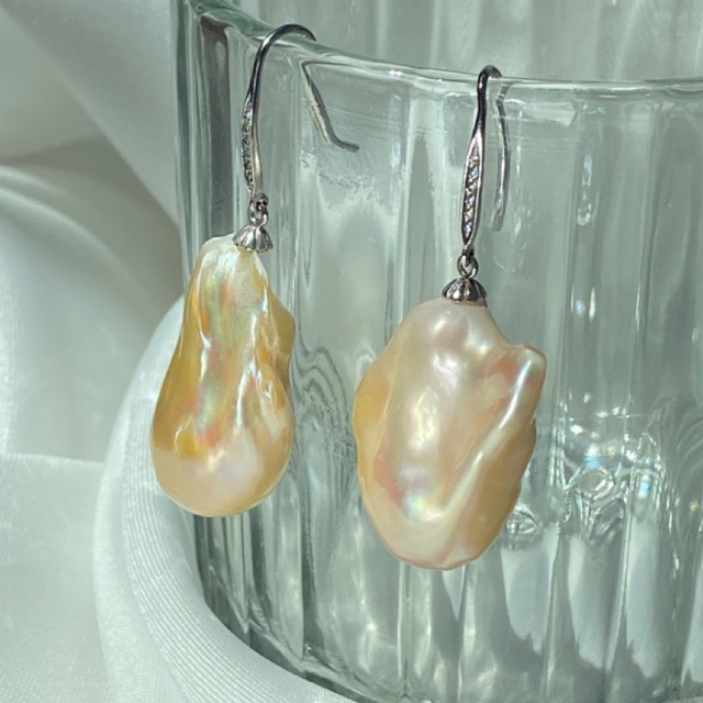 Krabi andaman pearl ต่างหูไข่มุกบาร็อก