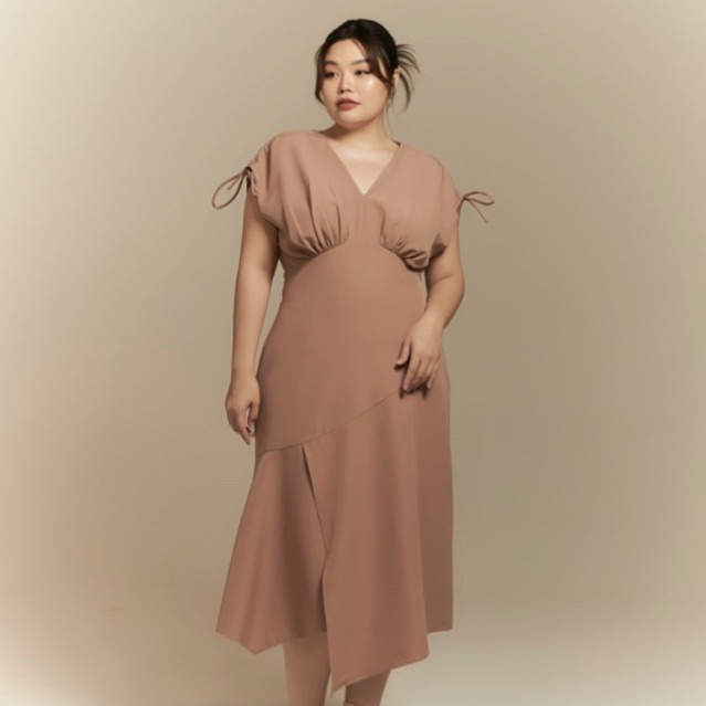 Missright - Irene Dress  เดรสทรงสวยดีเทลผูกเชือกปลายไล่ระดับ (รอของ 1-2 วัน) <มีโค้ดส่วนลด>