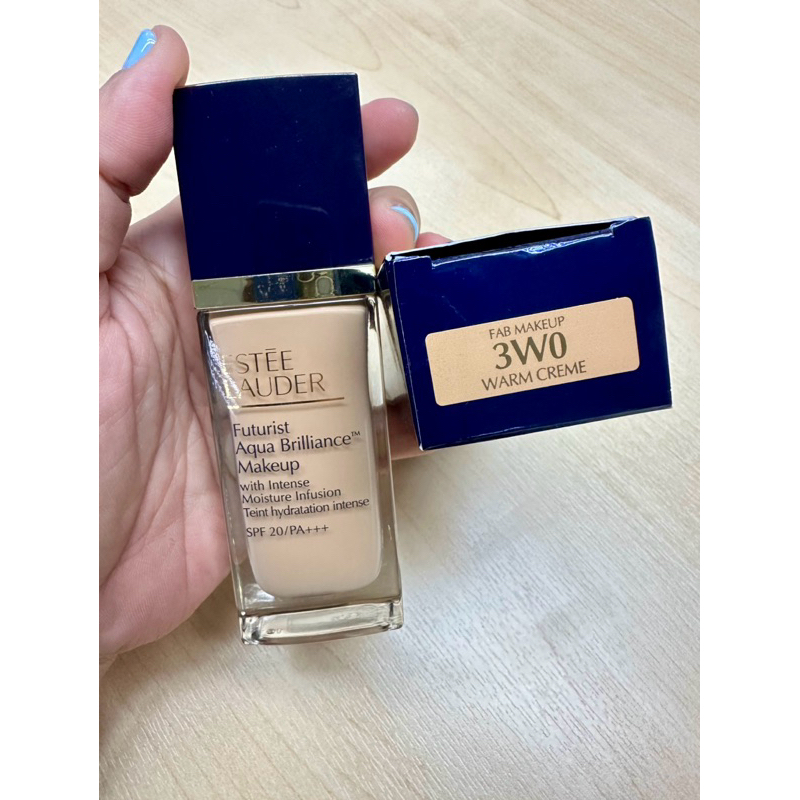 Estee Lauder รองพื้น สี 3W0 *Used*