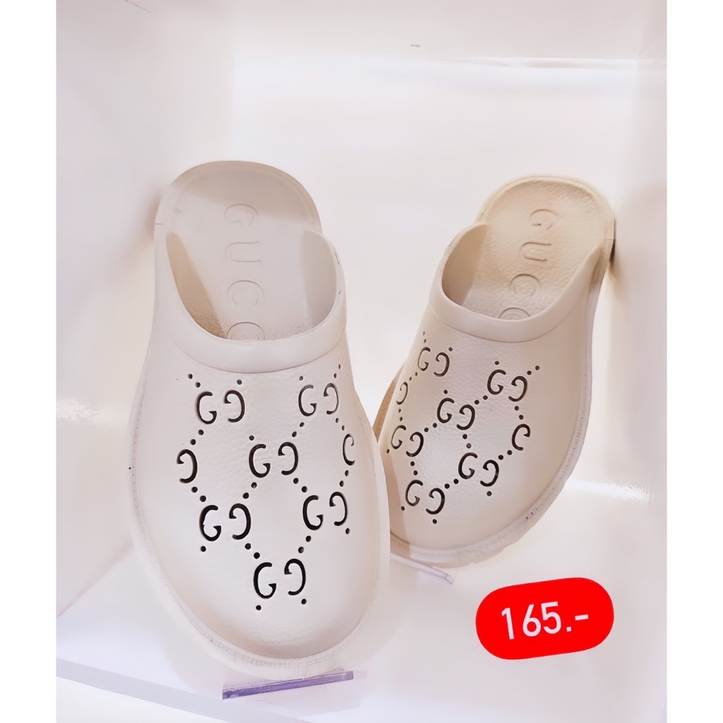 ยอดขายกว่า 2000 คู่ ถูกสุด พร้อมส่ง รองเท้าแตะเปิดส้น งานฮิต แม่ๆต้องมี สีครีม สูง 1 นิ้ว