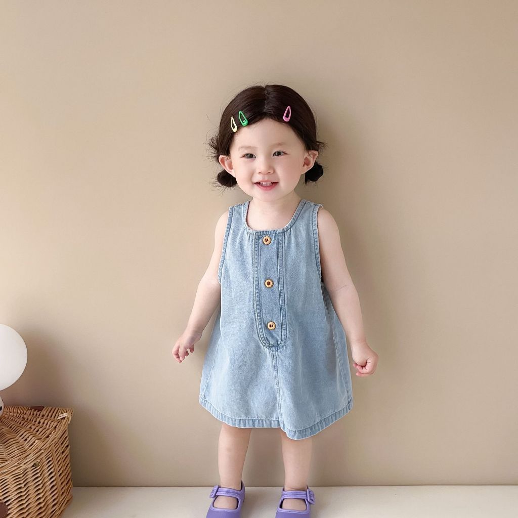 NT Baby - 046 (สินค้าพร้อมส่ง) NEW2024 ชุดเดรสยีนส์แขนกุด ผ้านิ่ม แฟชั่นฤดูร้อนสไตล์เกาหลีน่ารัก สําหรับเด็กผู้หญิง
