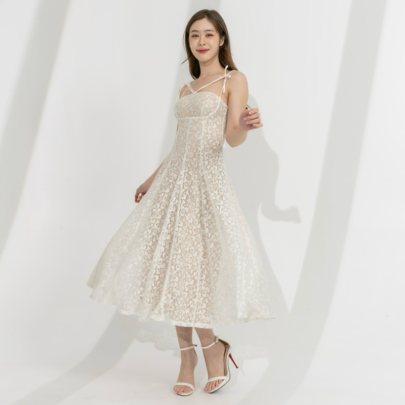 Capheny : Lace Maxi Dress with Bow Straps