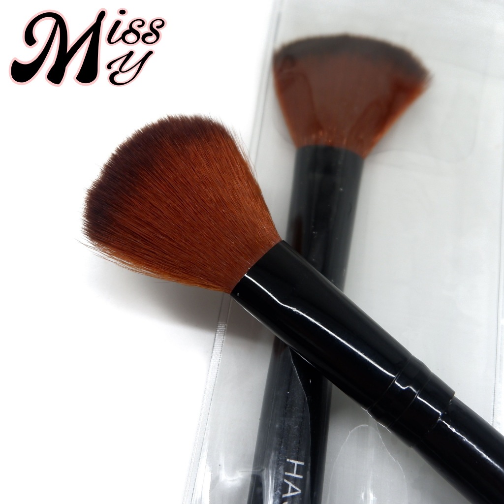 {ยกโหล} HASAYA GIRL Blush Brush แปรงปัดแก้ม ขนแปรงนุ่ม ไม่ระคายเคืองผิวหน้า
