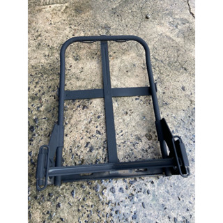 โครงเป้สนามสีดำของมือหนึ่ง