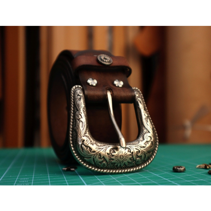 สายเข็มขัดสำหรับผู้ชาย เข็มขัดหนังวัวแท้  Genuine Leather Belt เข็มขัดวินเทจ แบบหัวลายไทย พร้อมส่ง W01