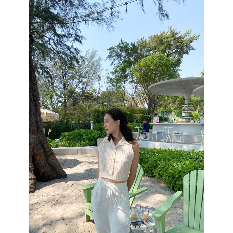 Midnight lullabyy >> crumble top สีครีม