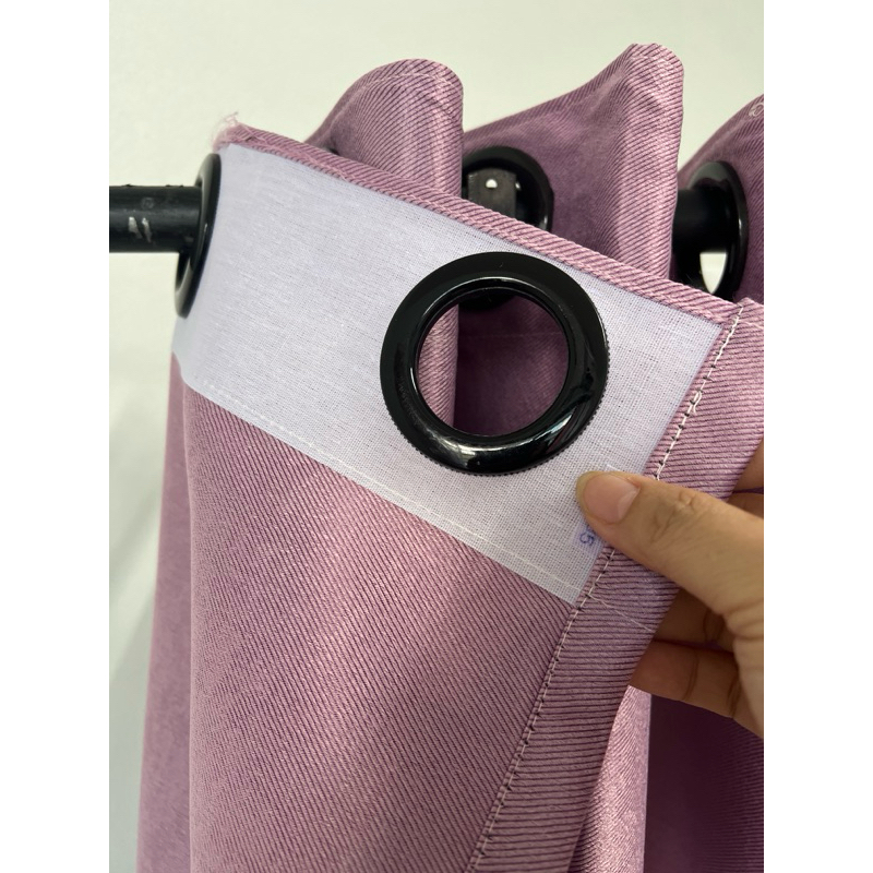 แนะนำ ผ้าม่าน ผ้าม่านทูโทนสีชมพู  นื้อผ้ากำมะหยี่ทอลาย มีคุณสมบัติกันแสง 80% ผ้าเนื้อหนามีลวดลายสวยงาม ราคาพิเศษ มีเก็บเงินปลายทาง