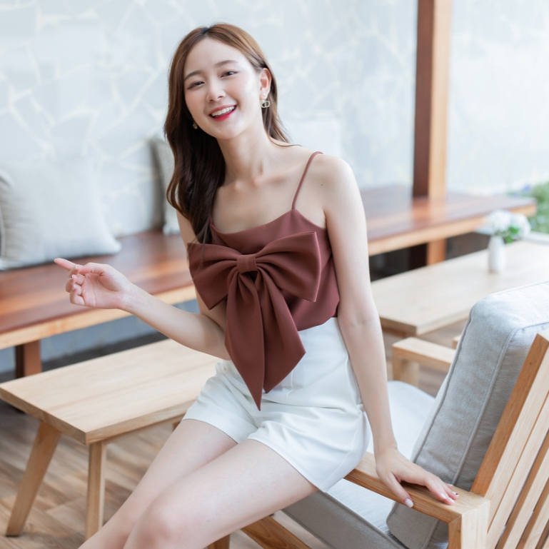 HER Collection - Daisy Top เสื้อสายเดี่ยว