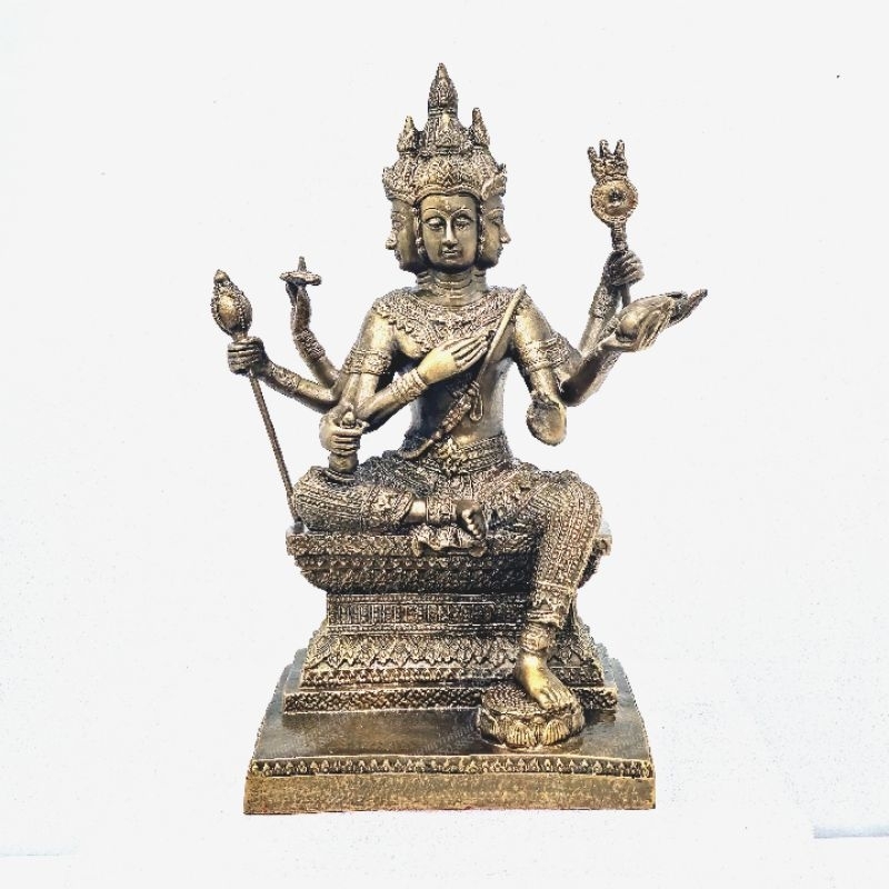 พระพรหม 4 หน้า ฐาน 6.5 นิ้ว สูง 11.5 นิ้ว เนื้อมวลสารเเร่เหล็กน้ำพี้ จากบ่อเหล็กน้ำพี้ จ.อุตรดิตถ์
