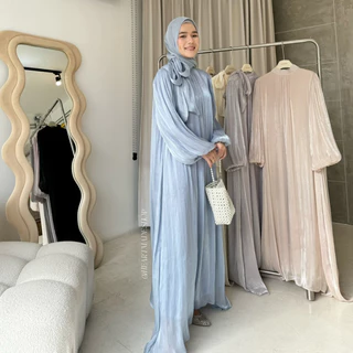 (C03) Heartmade - Camila Dress 🦋 เดรสผ้าชิมเมอร์วิ้งค์ ซับในยาว พร้อมผ้าคลุมเข้าเซ็ต
