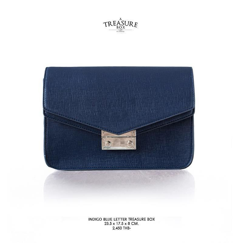 A Treasure Box กระเป๋า Indigo Blue Letter Treasure Box (Used) - สีกรม