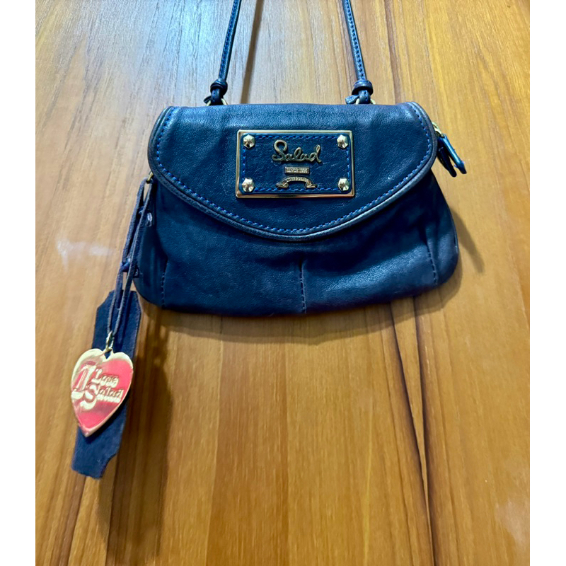 กระเป๋าสะพ่ายหนัง สีม่วง ยี่ห้อ Salad แท้ 💯